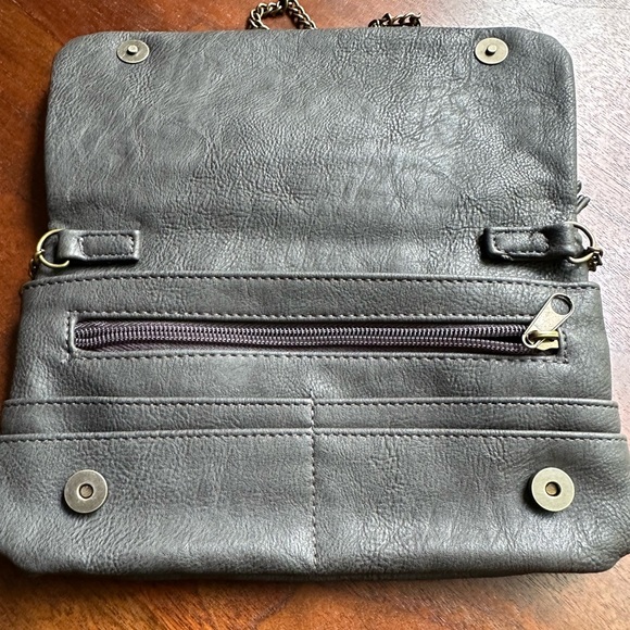 NWOT grey purse with bronze colored detailing - Picture 2 of 4